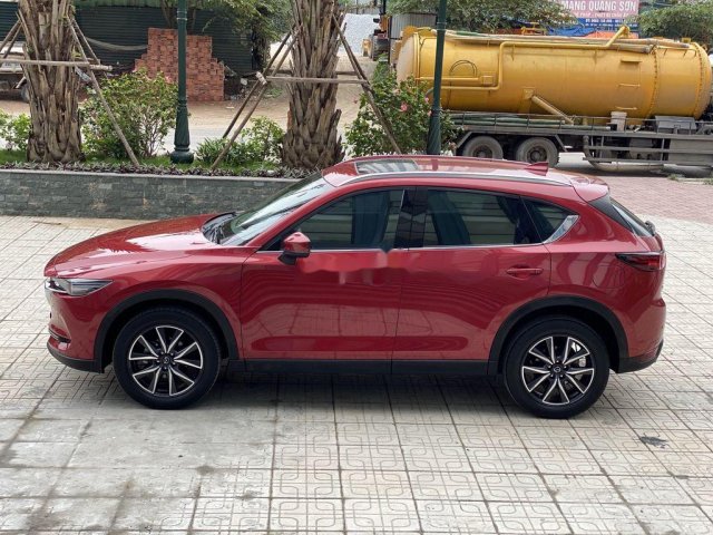 Cần bán Mazda CX 5 năm sản xuất 2018, màu đỏ, giá 873tr0