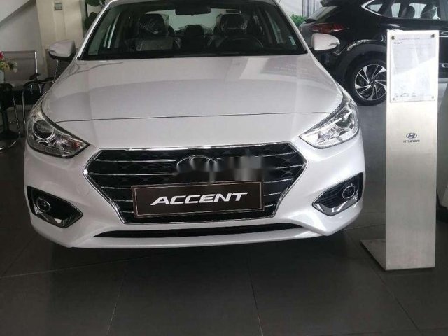 Cần bán xe Hyundai Accent năm sản xuất 2020, màu trắng 