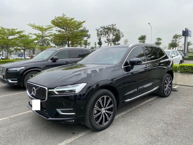 Bán xe Volvo XC60 đời 2019, màu đen, nhập khẩu