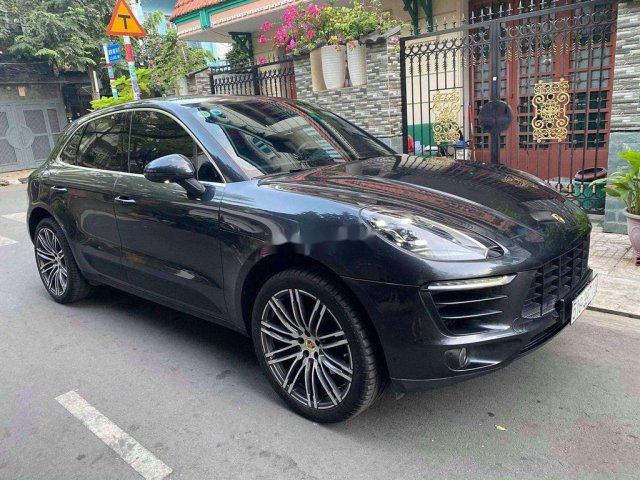 Cần bán gấp Porsche Macan sản xuất năm 2017, nhập khẩu nguyên chiếc