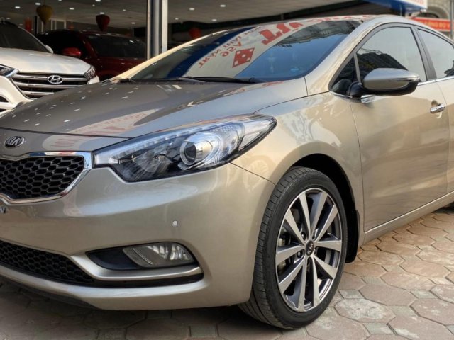 Cần bán lại xe Kia K3 năm 2015, giá 485 triệu đồng