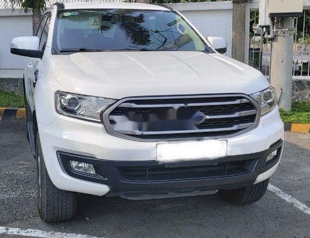 Bán Ford Everest đời 2018, màu trắng, nhập khẩu0