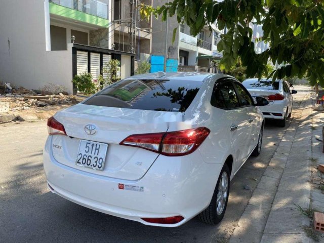 Cần bán Toyota Vios đời 2020, màu trắng, giá tốt0