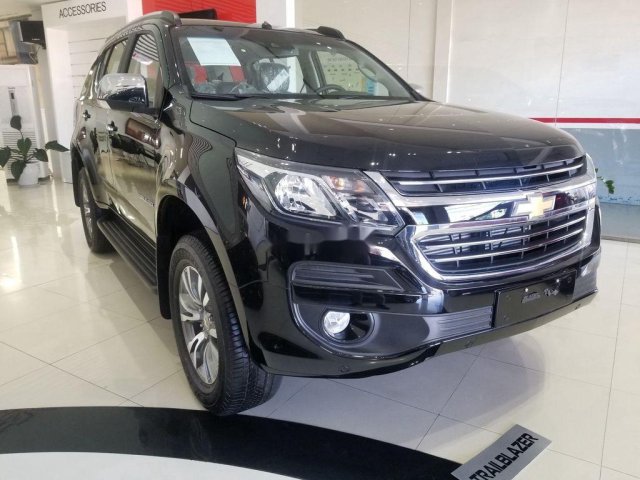 Bán ô tô Chevrolet Trailblazer đời 2019, màu đen, xe nhập 