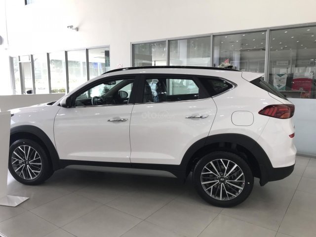 Bán ô tô Hyundai Tucson máy xăng sản xuất 2020 giảm giá kịch sàn khuyến mãi phụ kiện chính hãng trị giá 70 triệu