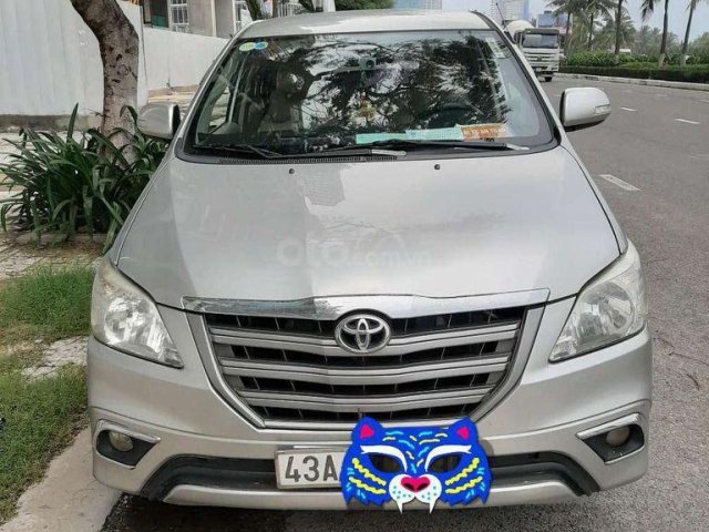 Cần bán gấp Toyota Innova đời 2015, màu bạc, xe nhập0