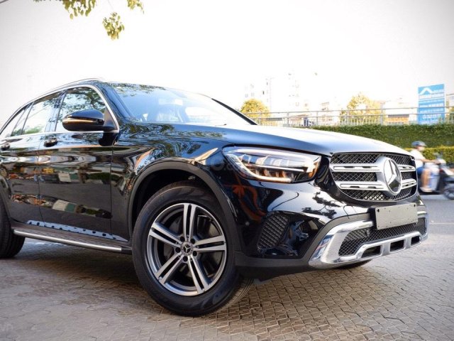 Bán xe Mercedes-Benz GLC200 2020 - giao xe ngay, giảm giá và nhiều ưu đãi tháng 04/2020