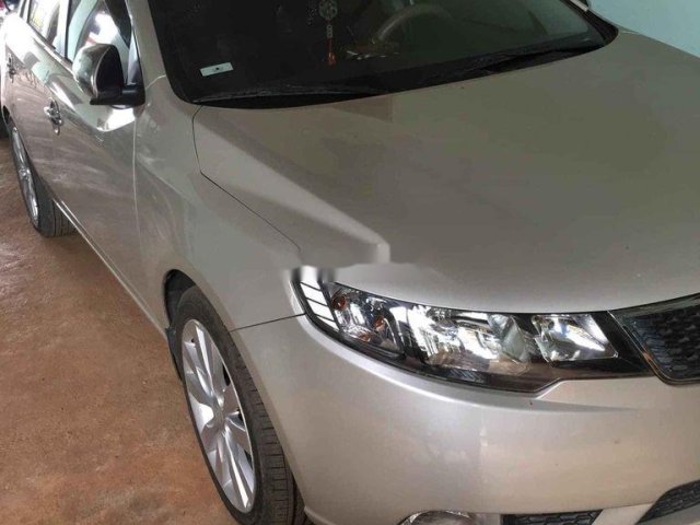 Cần bán gấp Kia Forte đời 2011, 325tr