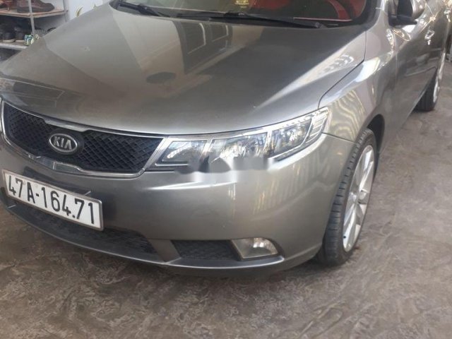 Xe Kia Forte sản xuất 2010, màu xám giá cạnh tranh0