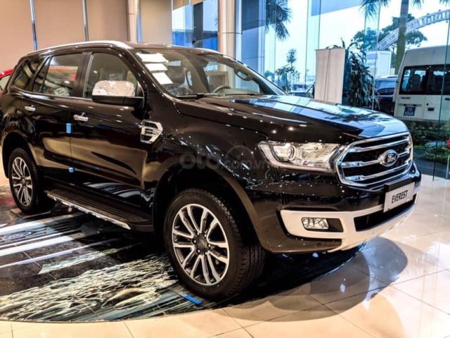 Xe Ford Everest 2020 mới giá tốt, đủ màu sẵn xe giao ngay, hỗ trợ trả góp nhanh gọn0