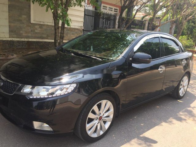 Bán xe Kia Forte đời 2013, màu đen, chính chủ, giá 328tr0