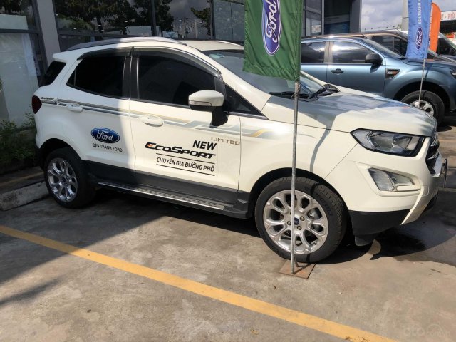 Bán xe siêu lướt Ford EcoSport 1.5L AT Titanium đời 2019, màu trắng