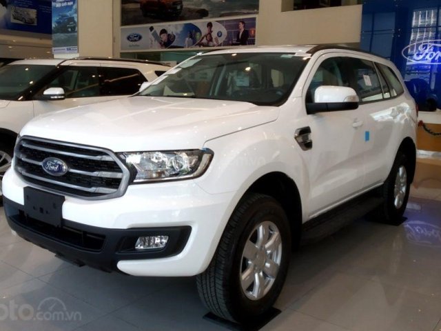 Bán xe Ford Everest Ambiente 2.0L AT năm 2020, màu trắng, xe nhập0