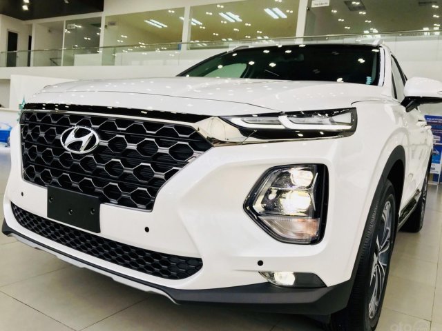 Giá xe Hyundai SantaFe khuyến mãi 70 triệu0