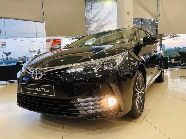 Cần bán xe Toyota Corolla Altis sản xuất 2020 mới 100%, giá 791 triệu, có hỗ trợ lệ phí trước bạ0