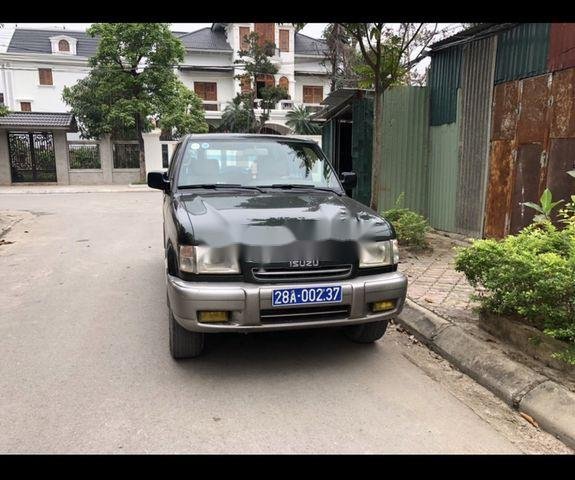 Bán Isuzu Trooper năm 2001, màu đen, giá chỉ 200 triệu0