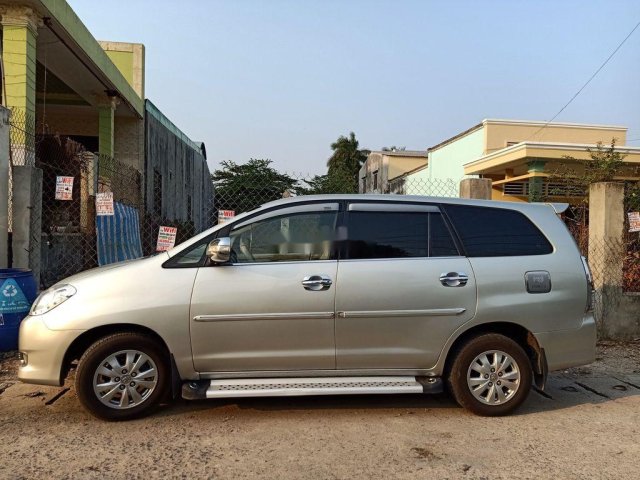 Bán Toyota Innova sản xuất 2009, màu bạc, chính chủ0