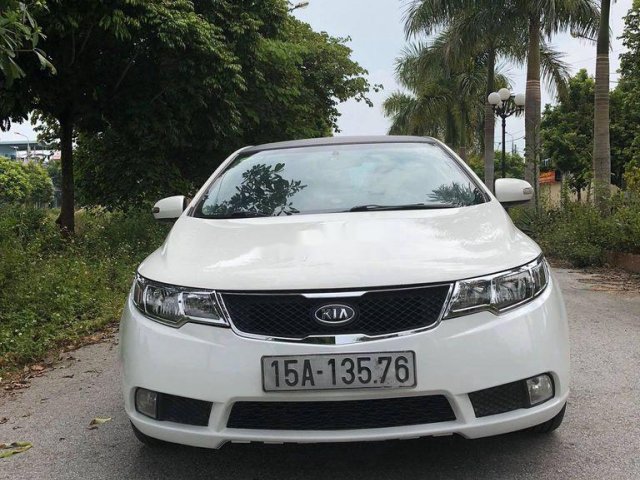 Xe Kia Cerato đời 2009, màu trắng, giá tốt0