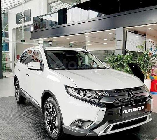 Bán ô tô Mitsubishi Outlander 2.0 CVT Prenium 2020 đủ màu bán trả góp  0