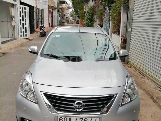 Bán Nissan Sunny đời 2018, màu bạc, 379 triệu