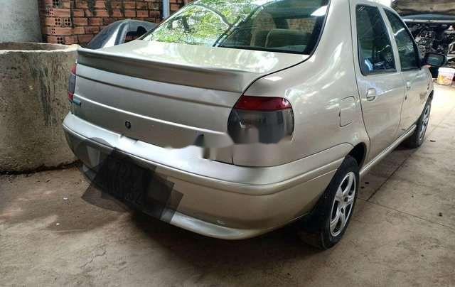 Cần bán gấp Fiat Siena năm 2003, màu bạc, nhập khẩu nguyên chiếc0