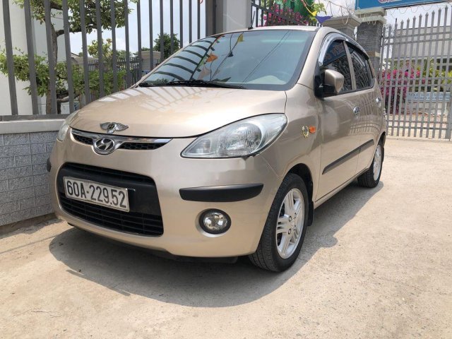 Bán Hyundai Grand i10 đời 2010, màu vàng, nhập khẩu nguyên chiếc0