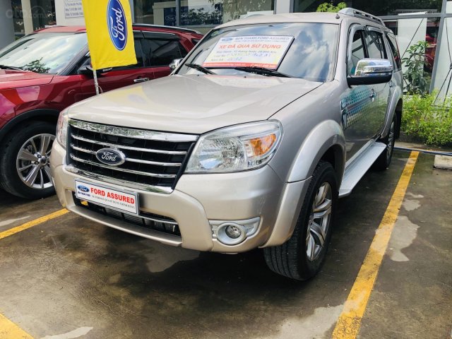 Cần bán lại xe Ford Everest đăng ký 2012, xe gia đình giá 524 triệu đồng