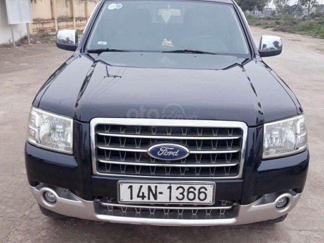 Bán xe Ford Everest MT năm sản xuất 2008, màu đen số sàn