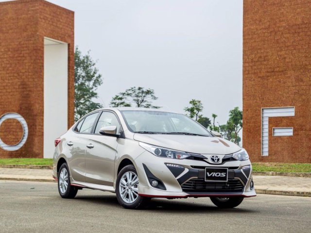 Bán Toyota Vios 1.5G - giảm 50% lệ phí trước bạ - tặng ngay 01 năm bảo hiểm xe - Trả trước chỉ từ 165tr