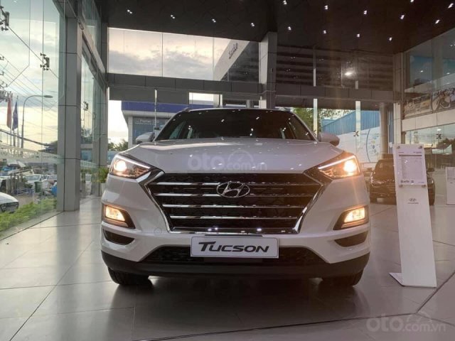 bảng giá xe Hyundai Tucson - khuyến mãi mới nhất hiện tại0