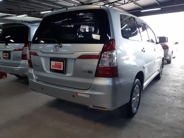 Bán Toyota Innova đời 2014, màu bạc, số sàn, giá rẻ nhất thị trường