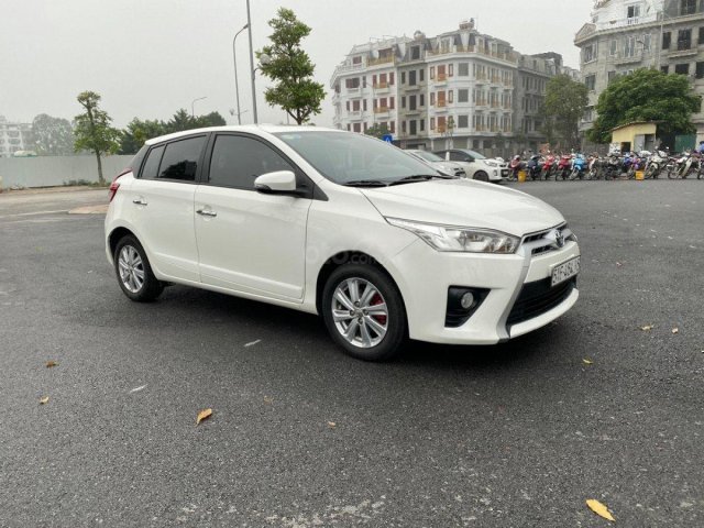 Bán xe Toyota Yaris 1.5G năm sản xuất 2017, màu trắng, nhập khẩu