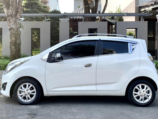 Cần bán xe Chevrolet Spark model 2014, số tự động cực mới0