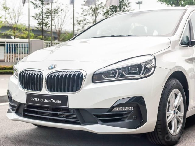 BMW 218i LCI ưu đãi tốt nhất - hỗ trợ trả góp 90% giá trị xe, thủ tục nhanh gọn - xe đủ màu, giao ngay