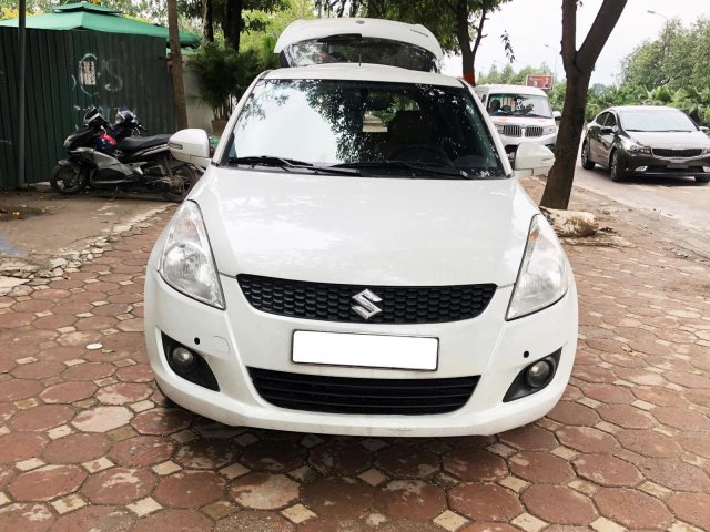 Bán xe Suzuki Swift sản xuất 2015