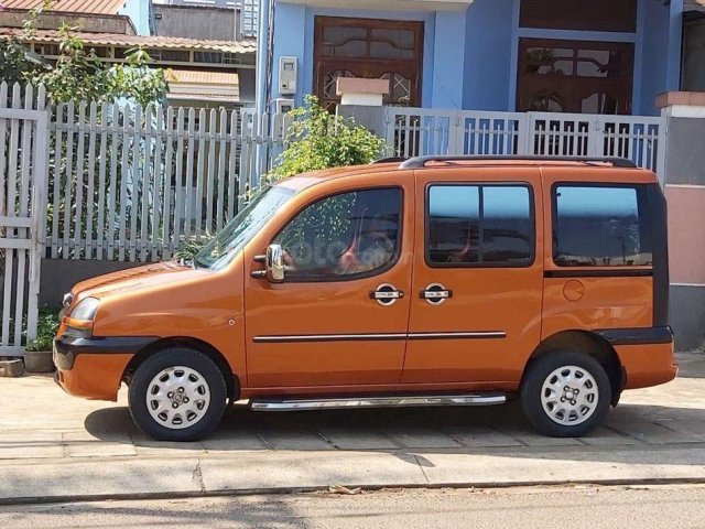 Cần bán Fiat Doblo sản xuất 2004, nhập khẩu, 135tr