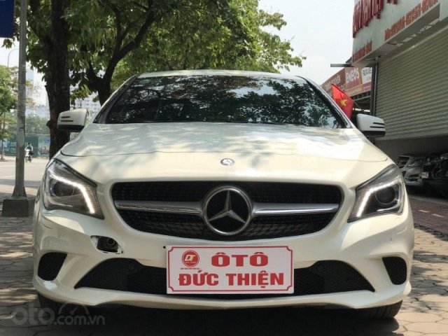 Bán Mercedes CLA 200 2016, màu trắng, nhập khẩu, 995 triệu