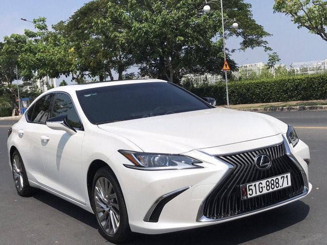 Bán Lexus ES250 2019 màu trắng, xe đẹp đi ít cam kết chất lượng bao check hãng0