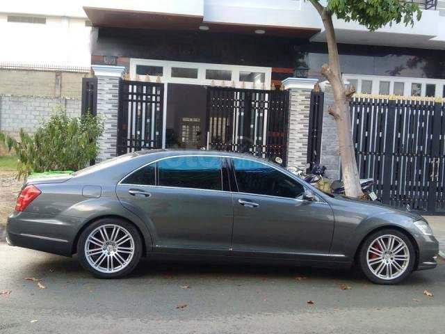 Bán xe Mercedes 2007, màu xám giá cạnh tranh