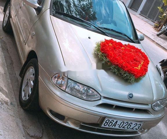 Bán xe Fiat Siena sản xuất năm 2005, xe nhập, giá chỉ 90 triệu