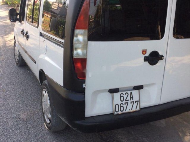 Cần bán lại xe Fiat Doblo đời 2003, màu trắng, nhập khẩu