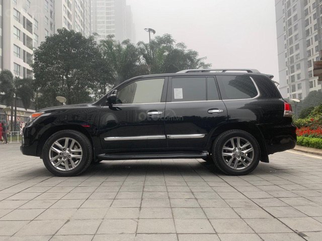 Bán ô tô Lexus LX 570 sản xuất 2013, màu đen, nhập khẩu nguyên chiếc0