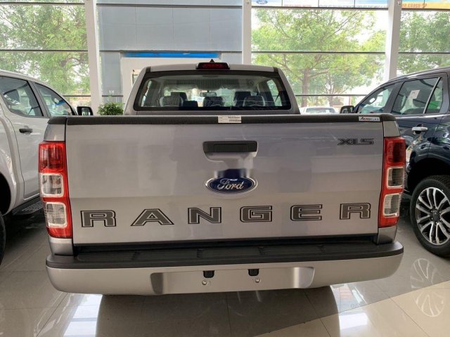 Bán Ford Ranger XLS AT sản xuất 2020, nhập khẩu0