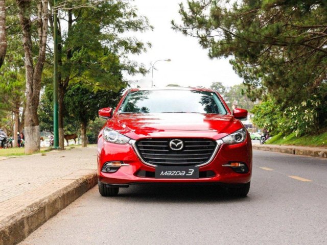 Bán Mazda 3 năm sản xuất 2019, màu đỏ0