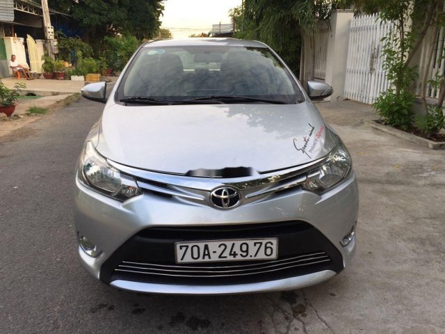 Bán ô tô Toyota Vios năm sản xuất 2014, màu bạc0