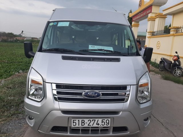 Cần bán xe Ford Transit SVP đời 2018, màu bạc, chạy 13 tháng 24.000km, giá chốt 540 triệu