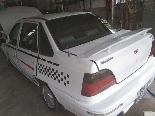 Bán xe Daewoo Aranos 1995, màu trắng, xe nhập, 30 triệu0