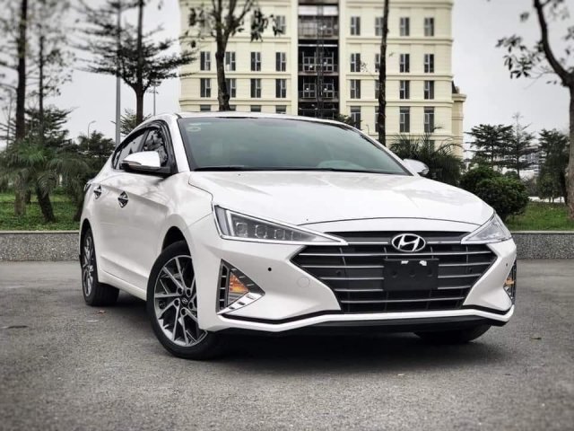 Hyundai Elantra 2020 giá tốt trong tháng 5/2020 tại Tuy Hòa Phú Yên giá từ 580 triệu đồng0