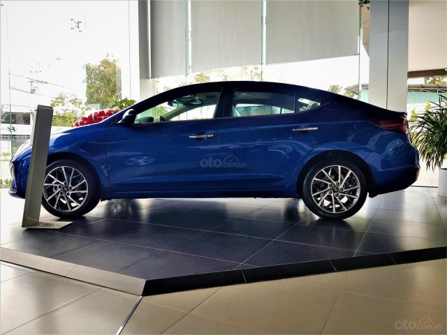 Hyundai Elantra 2020 giá tốt nhất trong tháng tại Tuy Hòa Phú Yên0