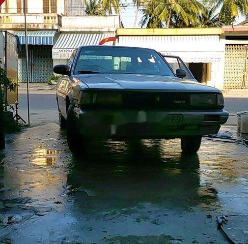 Cần bán Toyota Cressida năm 1988, nhập khẩu 0